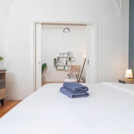 Houseloft Metropolitan Highlight Apartment